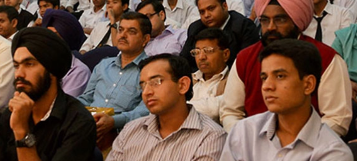 राष्ट्रीय संगोष्ठी आतिथ्य 2014 पर - आई एच एम अहमदाबाद द्वारा मेजबानी 3